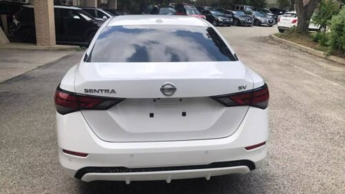 2021 Nissan Sentra SV CVT - Image 9