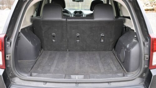 2014 Jeep Compass Latitude 4WD - Image 2