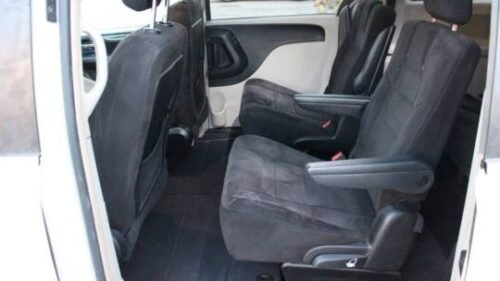 2011 Dodge Grand Caravan Crew - Image 6