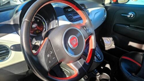 2015 FIAT 500e Hatchback - Image 6