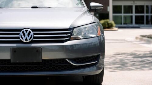 2012 Volkswagen Passat SE 2.5 Auto (PZEV) - Image 11