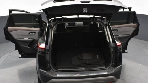 2021 Nissan Rogue SV AWD - Image 2