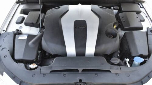 2013 Hyundai Genesis 3.8 - Image 2