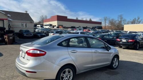 2018 Ford Fiesta SE Sedan - Image 8