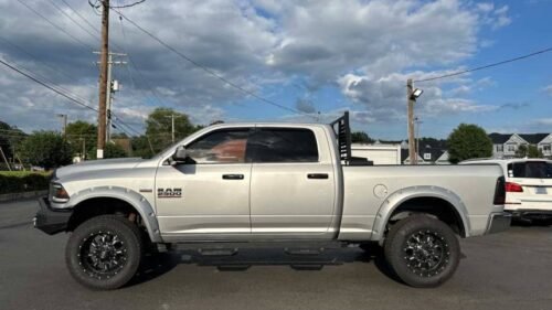 2016 Ram 2500 Big Horn Crew Cab 6'4" Box 4WD - Image 10