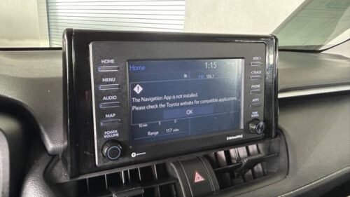 2022 Toyota RAV4 XLE FWD - Image 13