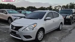 2017 Nissan Versa 1.6 SV CVT