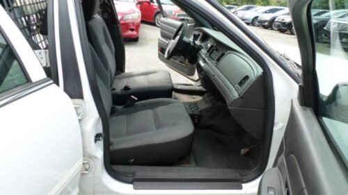 2009 Ford Police Interceptor 4dr Sedan w/3.27 Axle - Image 3