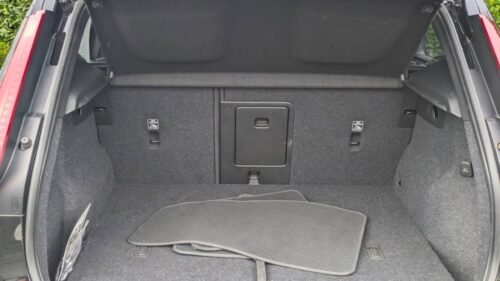 2013 Toyota Corolla LE Automatic - Image 9