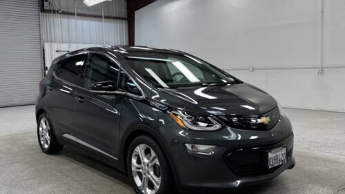 2021 Chevrolet Bolt EV LT - Image 3