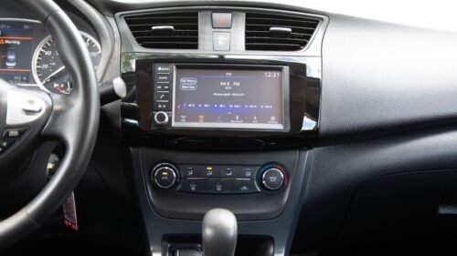 2019 Nissan Sentra S CVT - Image 3