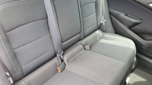 2017 Chevrolet Cruze LT with 1SD Hatchback Automatic - Image 6