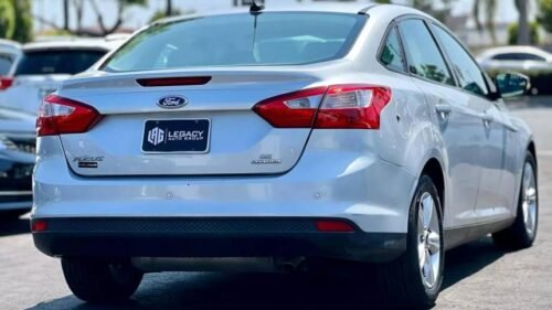 2014 Ford Focus SE Sedan - Image 8