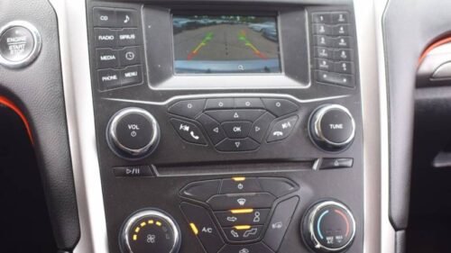 2018 Ford Fusion SE FWD - Image 2