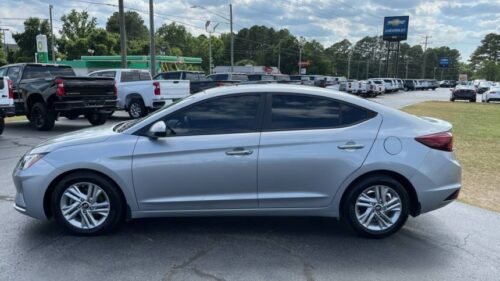 2020 Hyundai Elantra Value Edition 2.0L IVT - Image 6