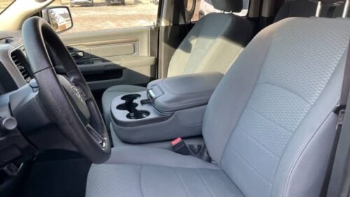 2016 Ram 1500 SLT Quad Cab 6'4" Box 4WD - Image 3