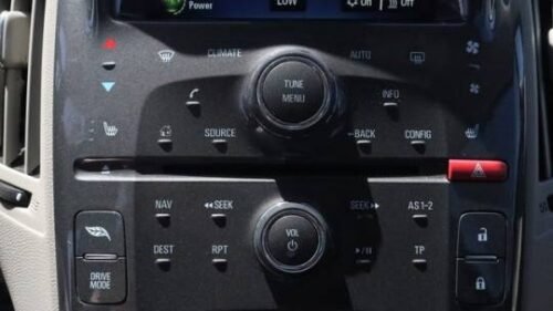 2013 Chevrolet Volt Hatch - Image 3