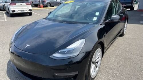 2022 Tesla Model 3 Standard Range Plus RWD