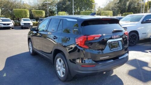 2020 GMC Terrain SLE FWD - Image 7