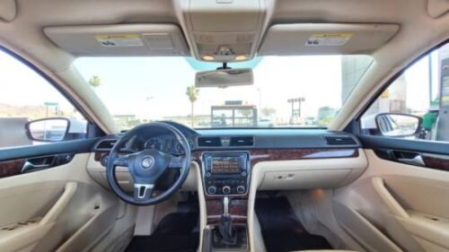 2013 Volkswagen Passat TDI SEL Premium Sedan DSG - Image 5