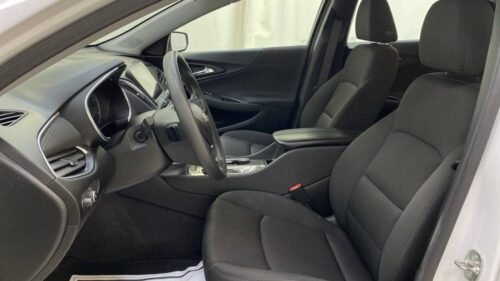 2020 Chevrolet Malibu LT - Image 6