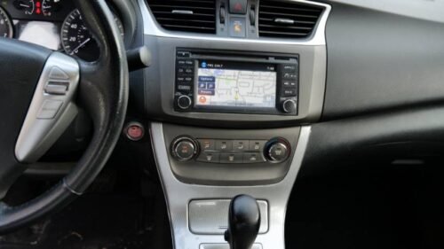 2014 Nissan Sentra SR CVT - Image 3