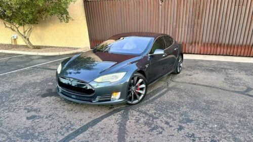 2015 Tesla Model S P85D AWD