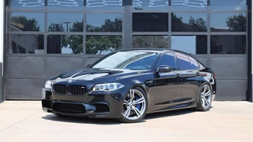 2014 BMW M5 Sedan