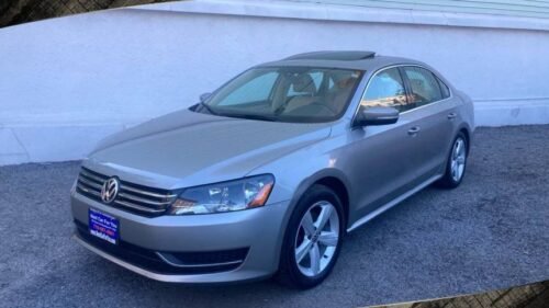 2013 Volkswagen Passat SE with Sunroof Sedan 2.5 Auto (PZEV) - Image 7
