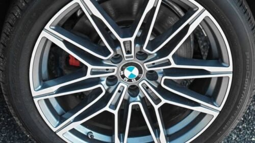 2016 BMW 750i xDrive - Image 9