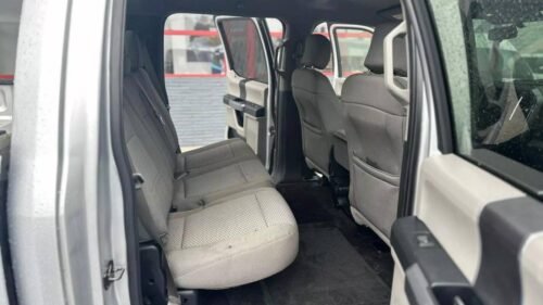 2015 Ford F-150 XL SuperCrew 5.5' Box RWD - Image 4