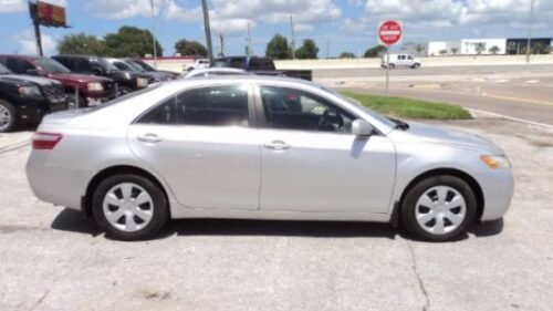 2009 Toyota Camry LE I4 Automatic - Image 6