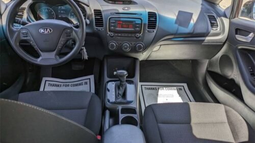 2017 Kia Forte LX Sedan Automatic - Image 9