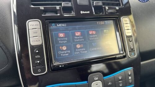 2013 Nissan LEAF SV - Image 2
