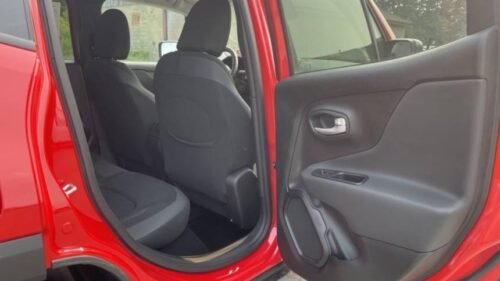 2023 Jeep Renegade Latitude - Image 5