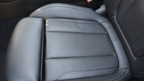 2022 BMW 330e xDrive Plug-In Hybrid - Image 13