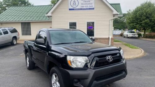 2014 Toyota Tacoma Regular Cab I4 RWD Automatic - Image 6