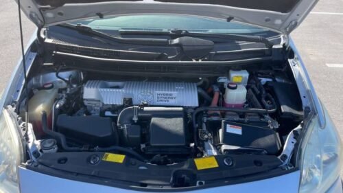 2014 Toyota Prius Four - Image 2