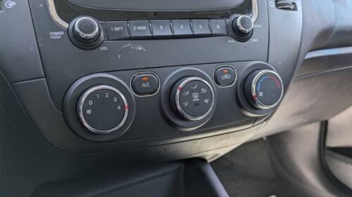 2017 Kia Forte LX Sedan Automatic - Image 8
