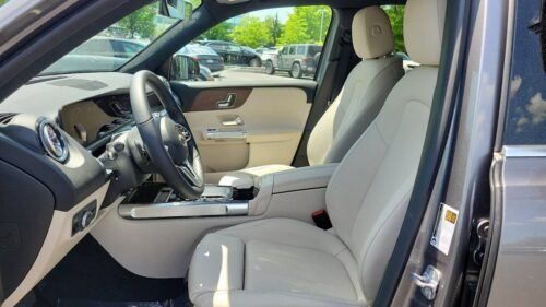 2023 Mercedes-Benz EQB 300 4MATIC - Image 10
