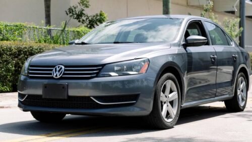 2012 Volkswagen Passat SE 2.5 Auto (PZEV) - Image 12