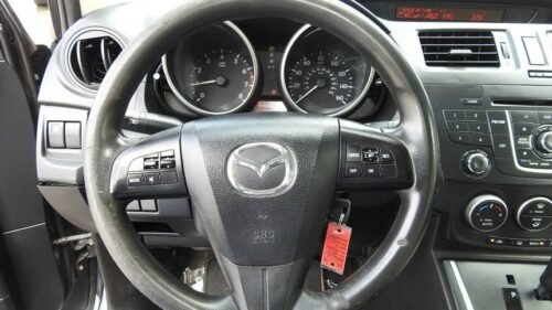 2013 Mazda Mazda5 Sport Automatic - Image 3
