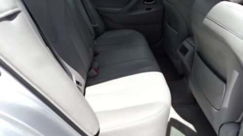 2009 Toyota Camry LE I4 Automatic - Image 4
