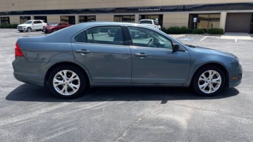 2012 Ford Fusion SE FWD - Image 11