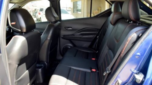 2019 Nissan Kicks SR - Image 6