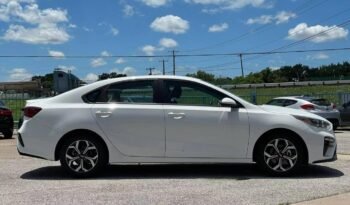 
									2021 Kia Forte LXS IVT full								