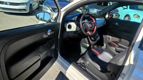2015 FIAT 500e Hatchback - Image 8