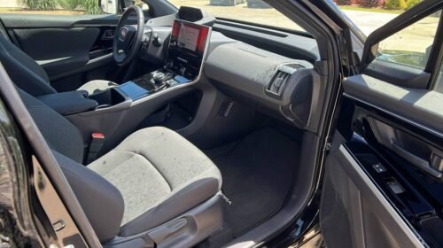 2023 Subaru Solterra Premium - Image 8