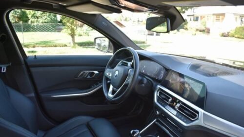 2022 BMW 330e xDrive Plug-In Hybrid - Image 5
