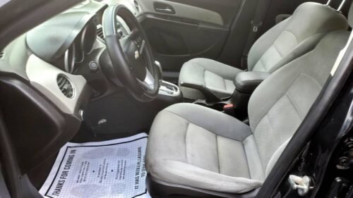 2014 Chevrolet Cruze LT with 1LT Automatic - Image 5
